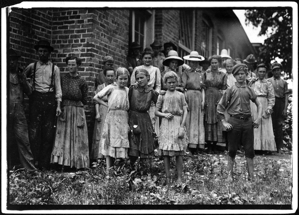 Force working in West Point Cotton Mills. West Point, Miss. - NARA - 523429