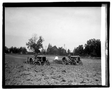Ford tractor demonstration LOC npcc.05090