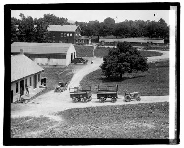 Fordson tractors LOC npcc.06540 photo