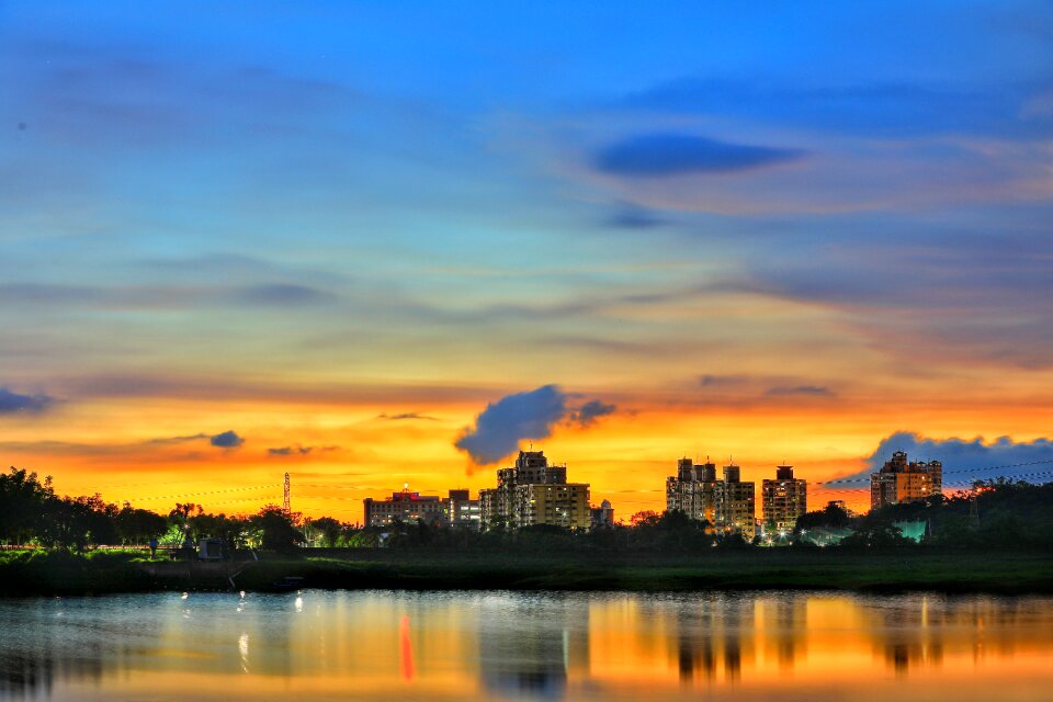 High-rise buildings a surname choi twilight