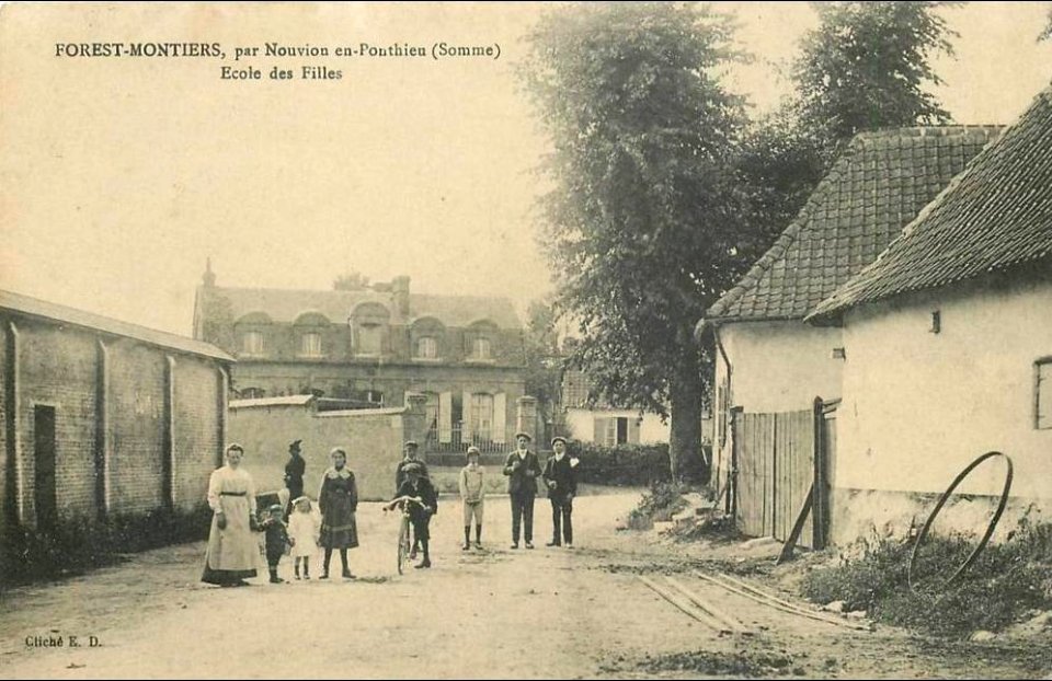 Forest-Montiers école des filles