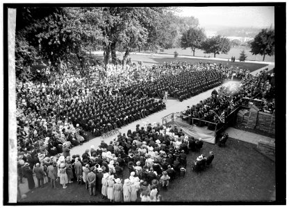 Graduation Georgetown, 6-12-22 LCCN2016846469