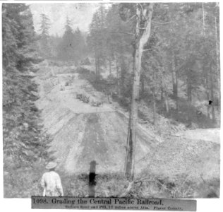 Grading the Central Pacific Railroad, Sailors Spur and Fill- 12 miles above Alta - Placer County LCCN2002722221