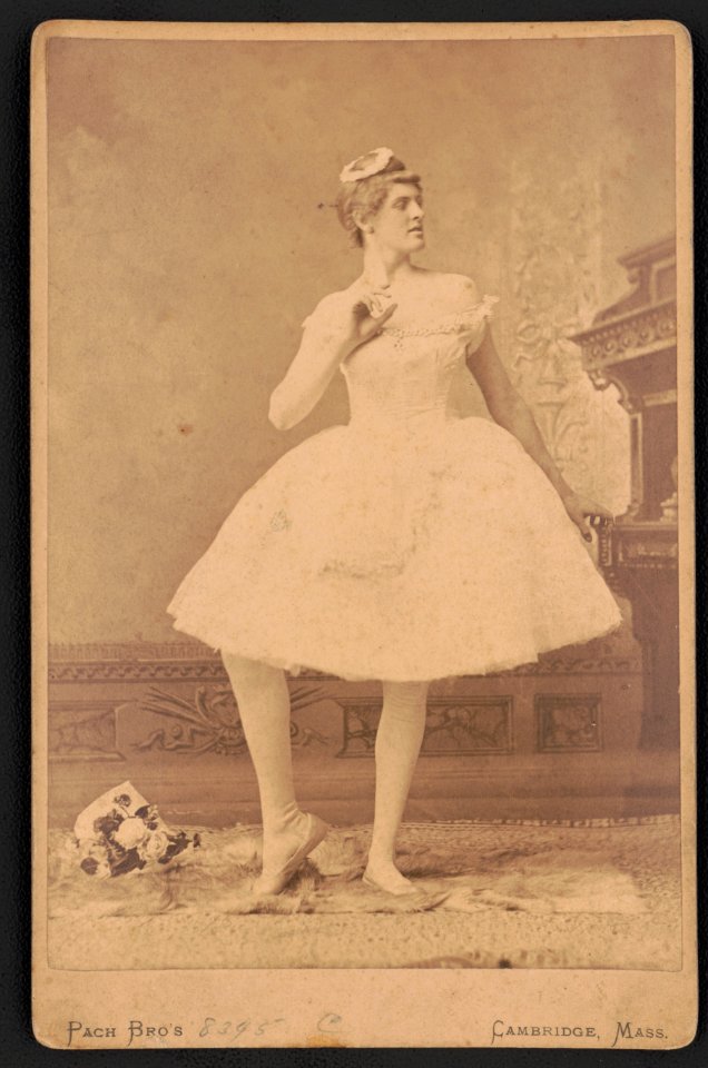 Grafton Cushing as Joan of Arc 1885 - Hasty Pudding - Pach Bro's Cambridge, Mass. LCCN2015651532