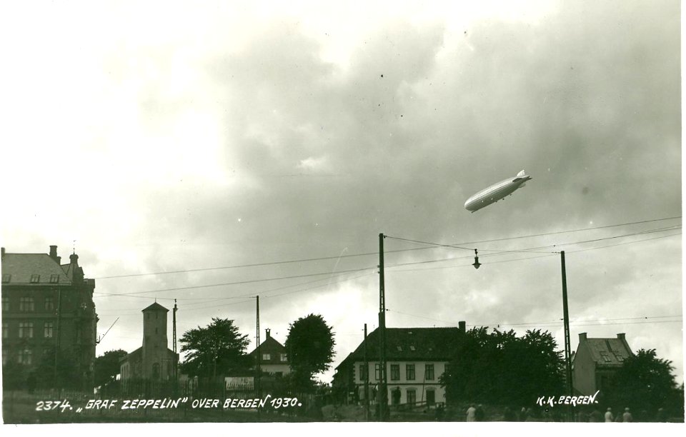 Graf Zeppelin over Bergen