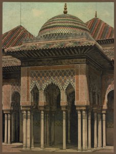 Granada. Alhambra. Templete de Levante en el patio de los Leones LCCN2017660358