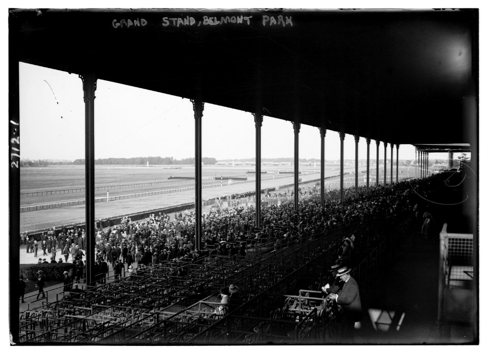 Grand Stand - Belmont Park LCCN2014693162
