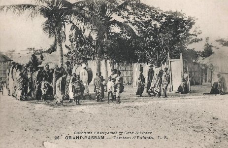 Grand-Bassam-Tamtam d'enfants (1)