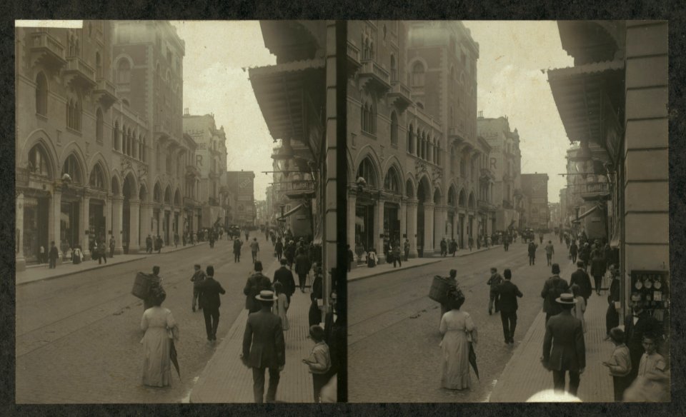 Grand Rue de Pera, Constantinople LCCN2004672935
