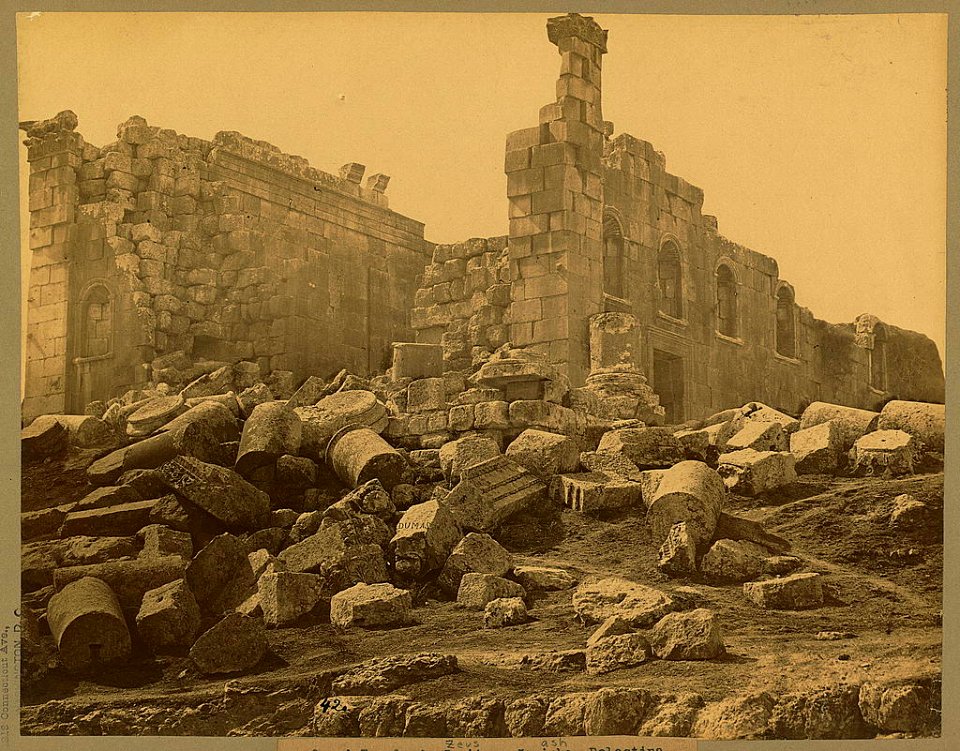 Grand Temple de Zeus, Jerash, Palestine - Dumas. LCCN2004666791