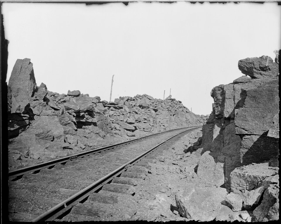 Granite cut, near Dale Creek bridge, West Cheyenne. Albany County, Wyoming. - NARA - 516612