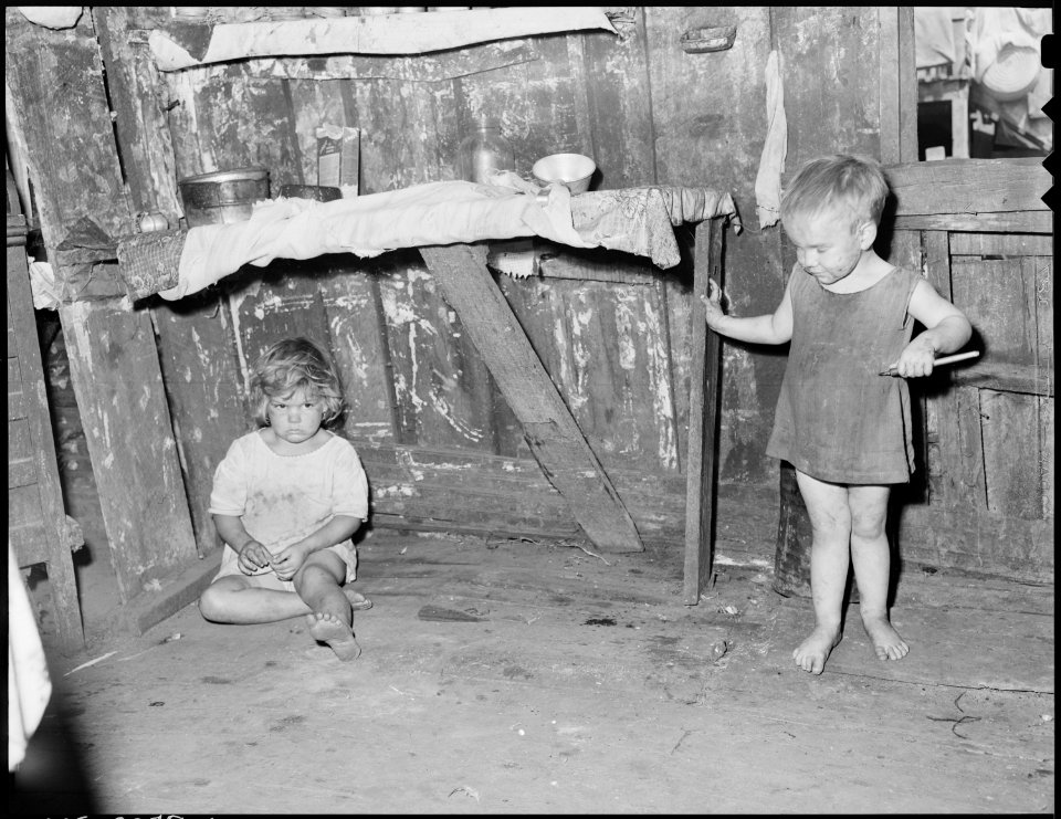 Grandchildren of W. H. Lawson who worked in the mines for sixty years, their father was injured in the mine explosion... - NARA - 541218