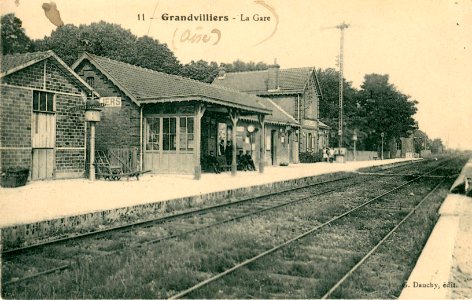 GRANDVILLIERS - La Gare photo