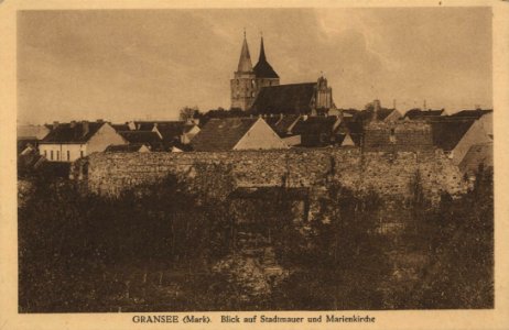 Gransee, Brandenburg - Stadtmauer und Marienkirche (Zeno Ansichtskarten)