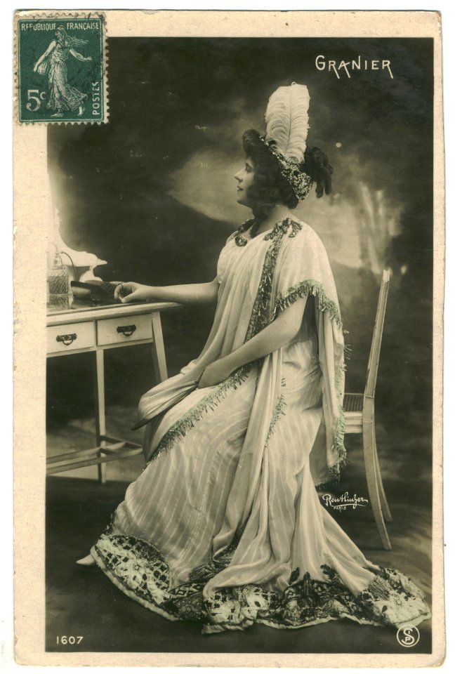 GRANIER, Jeanne SIP. 1607. Photo Reutlinger