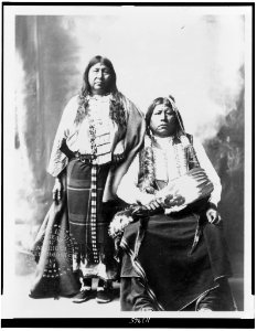 Grant Richards and wife, full-length portraits LCCN95506394