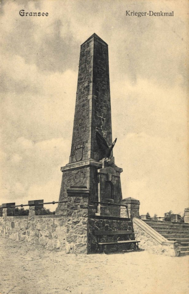 Gransee, Brandenburg - Kriegerdenkmal (Zeno Ansichtskarten)