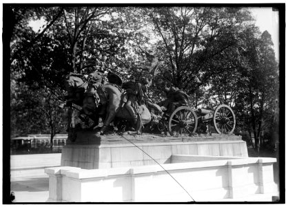 GRANT MEMORIAL AT CAPITOL. CAISSON GROUP OF STATUARY LCCN2016867520