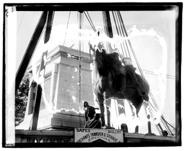 Grant memorial LCCN2016829102