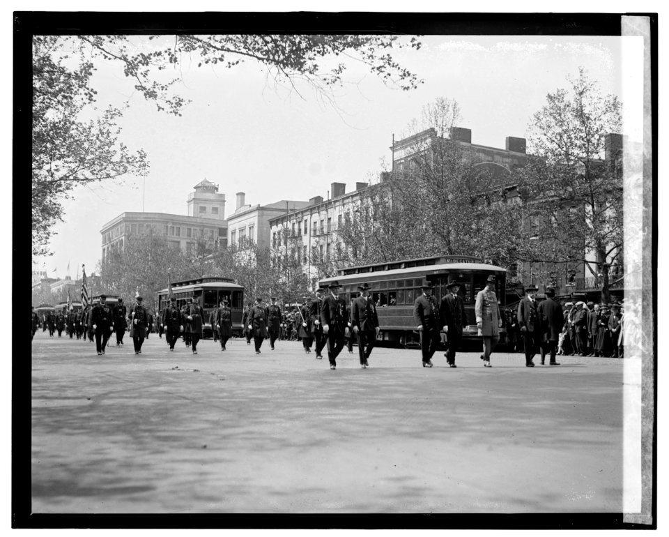Grant Memorial parade LOC npcc.06155