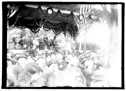Grant Memorial unveiling, (4-27-22) LCCN2016846276