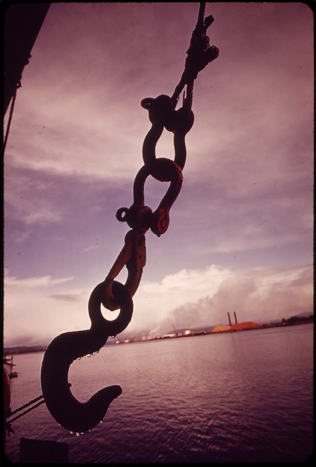 Grappling-iron-of-ship-at-dock-at-rainier-oregon-on-the-columbia-river-041973 4271585295 o