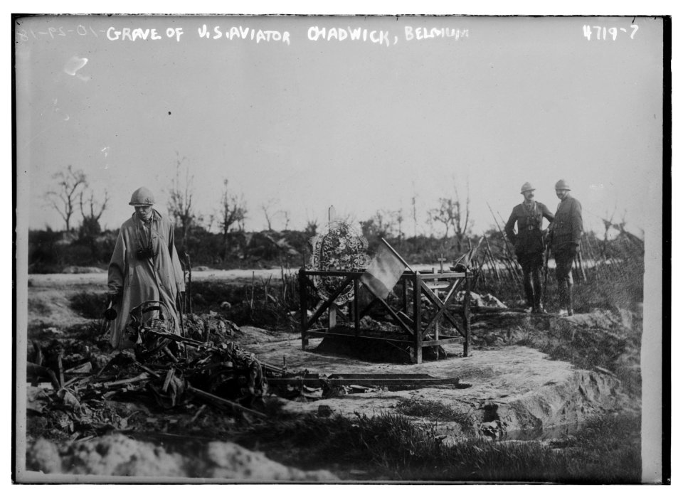 Grave of U.S. aviator Chadwick, Belgium LCCN2014707764