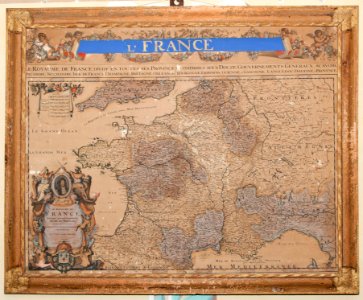 Graverad och handkolorerad karta över Frankrike från 1700-1715 - Skoklosters slott - 95149 photo