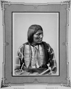Gray Eagle. Apaches - NARA - 519105