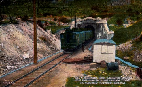 Great Northern electric locomotive Cascade Tunnel 1924