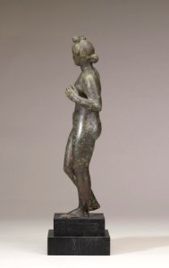 Greek - Aphrodite - Walters 54952 - Left