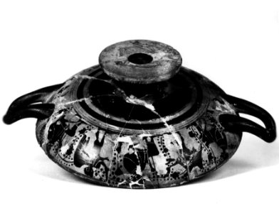 Greek - Black-figured Kylix - Walters 48360 - Bottom