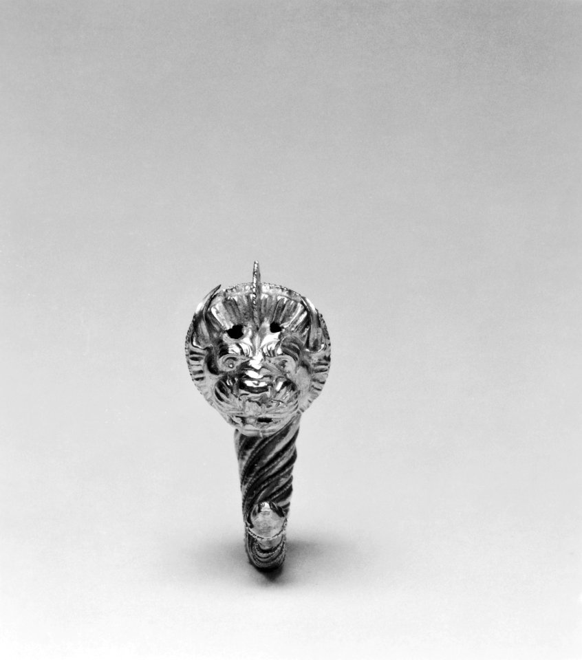 Greek - Earring with Lion-Griffin Head - Walters 571732