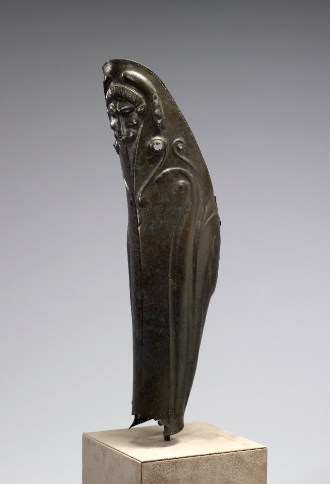 Greek - Left Greave - Walters 542336 - Three Quarter Left
