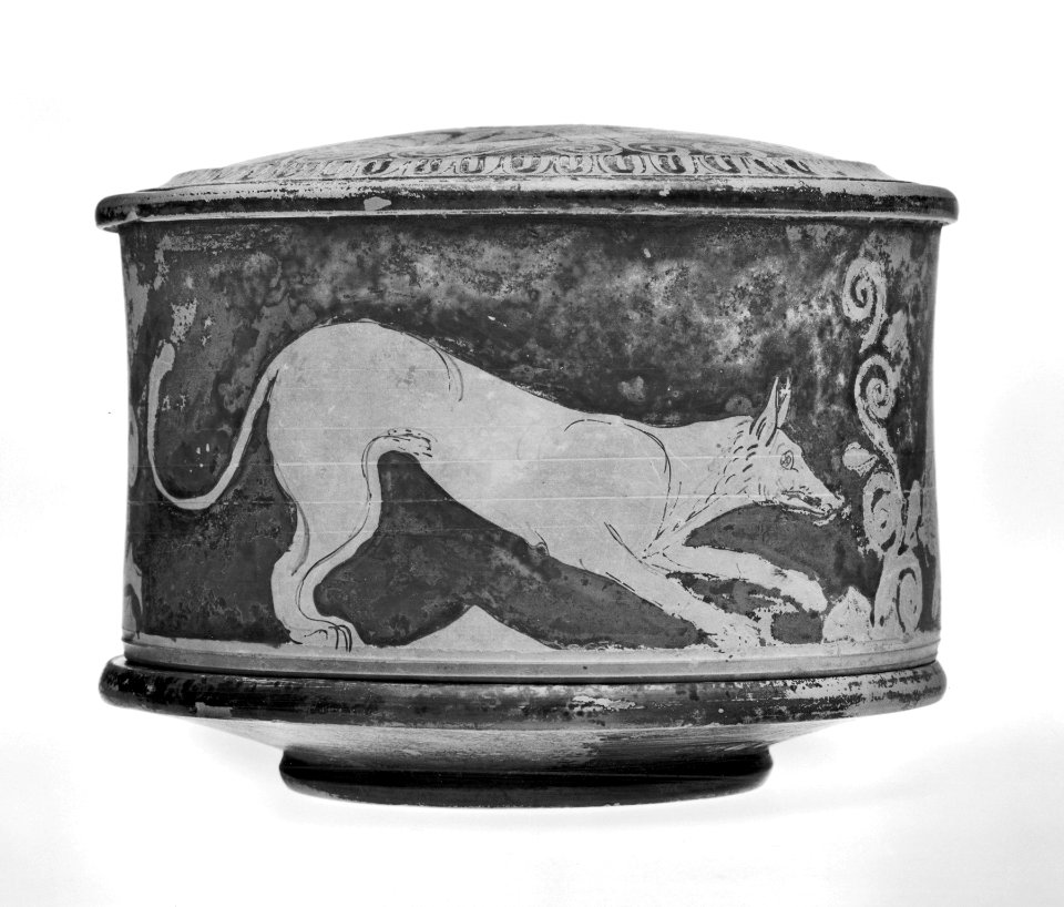 Greek - Pyxis with Decoration of Dog, Bull, and Griffin - Walters 4881 - View A