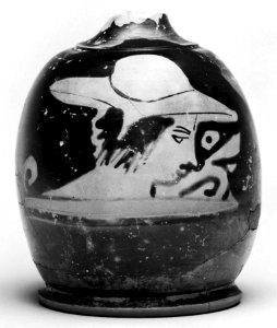 Greek - Squat Lekythos with Youth Wearing a Hat - Walters 482447 - Side A