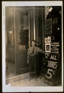 Greek Bootblack, Indianapolis, Aug., 1908, 10 P.M. LOC cph.3a50949