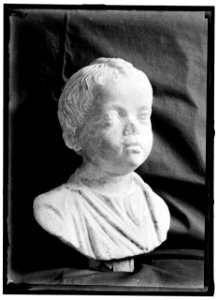 GREEK STATUETTE LCCN2016864766
