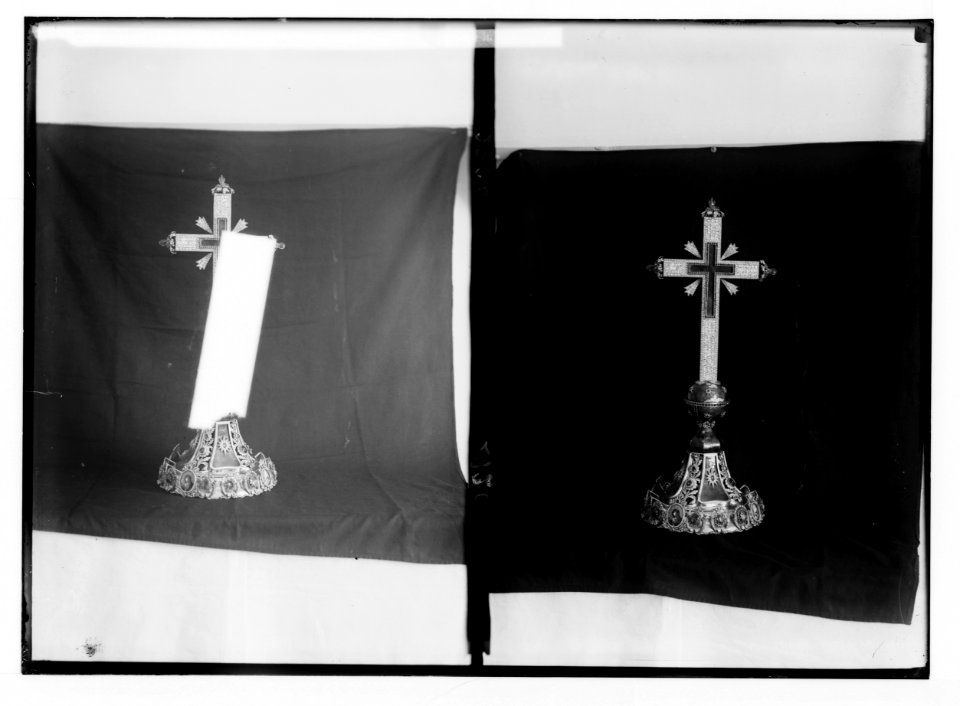 Greek treasures in the Church of the Holy Sepulchre. Byzantine jewelled cross. Gift of John Palaeologus to the Sepulchre in 15th cent LOC matpc.02494