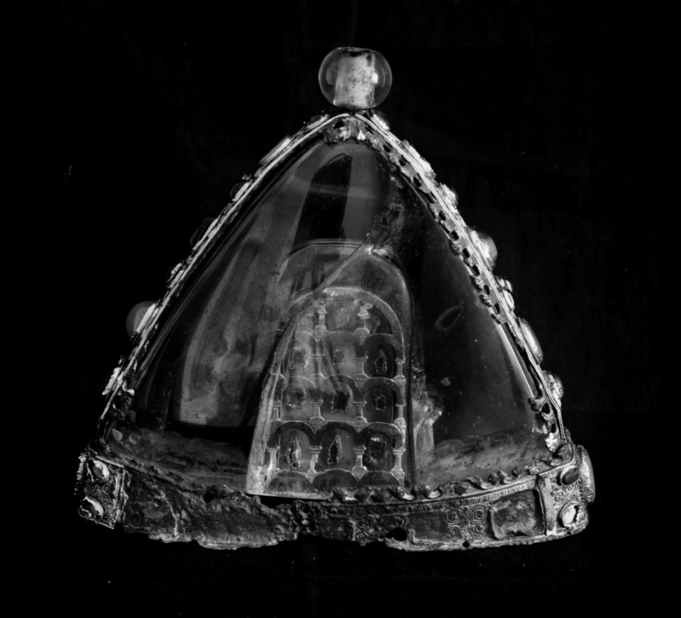 Greek treasures in the Church of the Holy Sepulchre. The Crystal tiara. A crusader relic bound in gold and jewels; (Another view of the crystal tiara) LOC matpc.02497 (cropped)