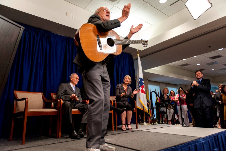 Formal Swearing in Ceremony of Carrie Hessler-Radelet June 25, 2014 (14517550191)