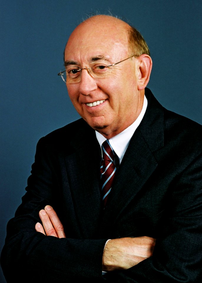 Former National Cancer Institute director John Niederhuber (2006 - 2010) (2)