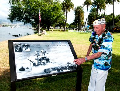 Former sailor visits USS Nevada wayside exhibit 121206-N-WX059-078