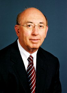 Former National Cancer Institute director John Niederhuber (2006 - 2010) (3)