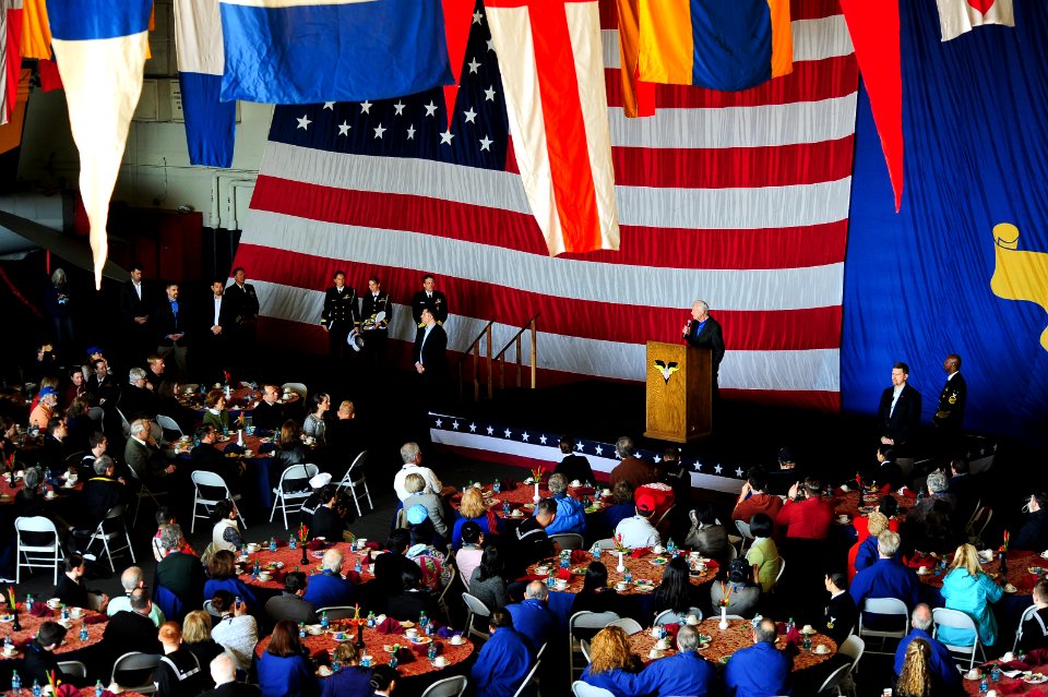Former President Jimmy Carter speaks aboard USS Carl Vinson. (8515020611)