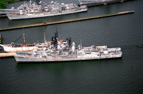 Forrest Sherman and Charles F. Adams-class destroyers awaiting scrapping in Baltimore, Maryland (USA), 25 August 1994 (6490446)
