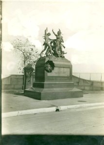Fort Dearborn Massacre monument, Chicago, October 13, 1912 (NBY 815)