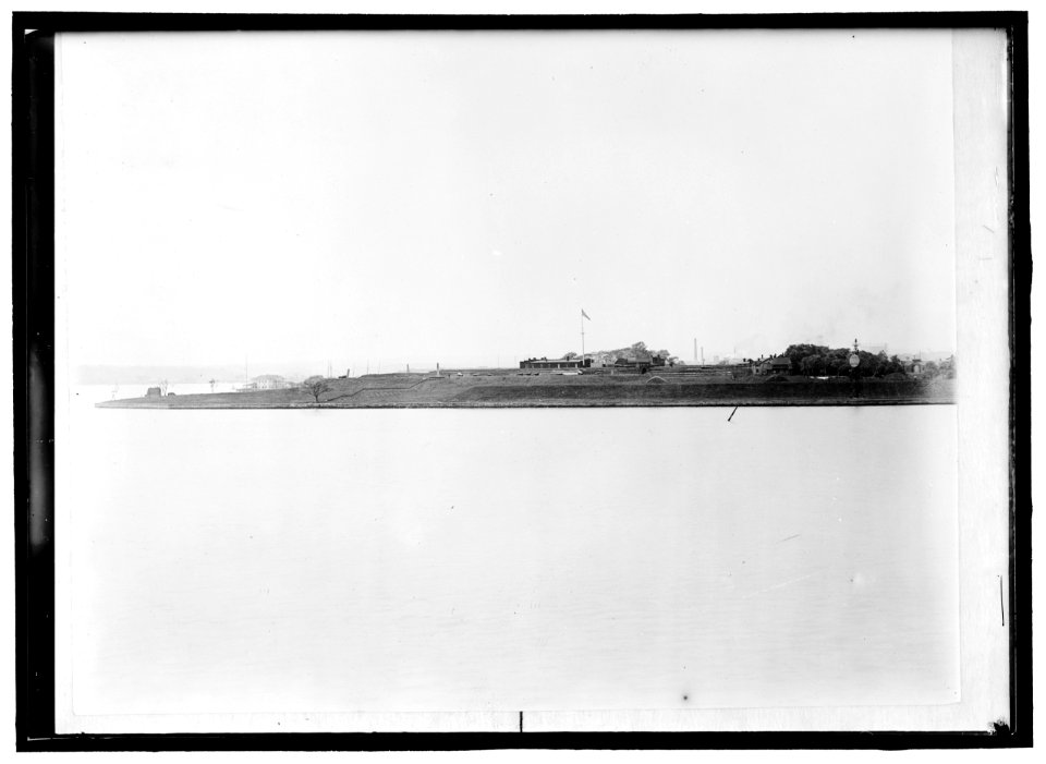 FORT McHENRY LCCN2016865603