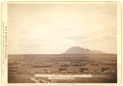 Fort Meade, Dakota. Bear Butte, 3 miles distant LCCN99613893