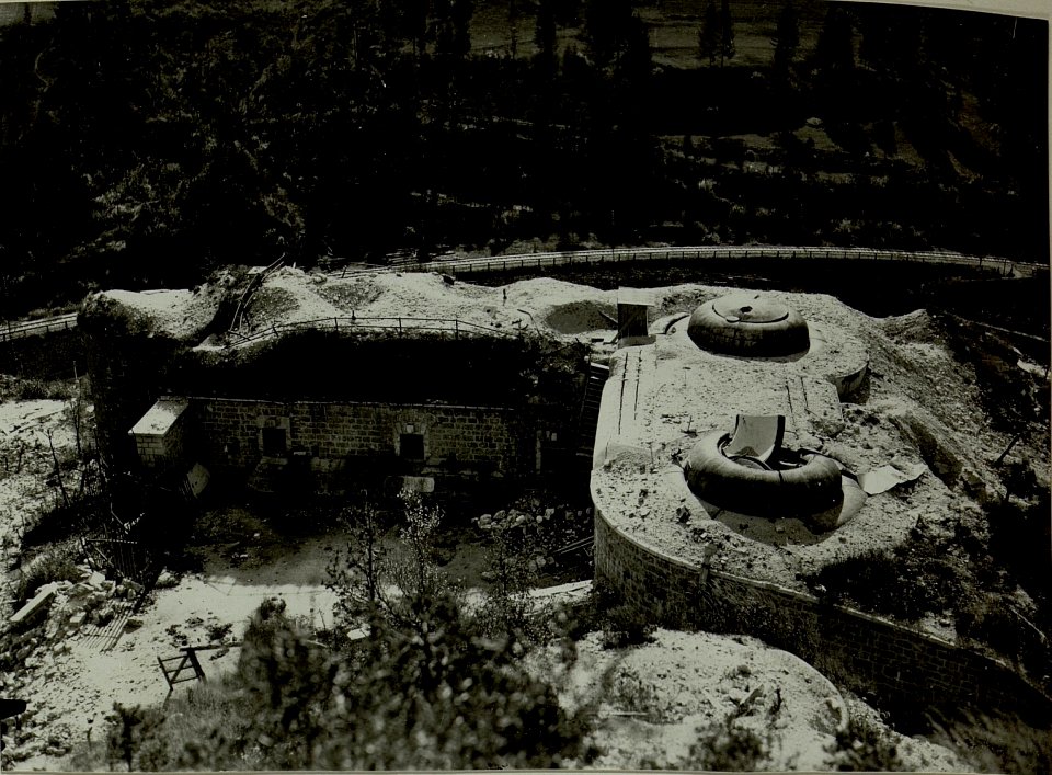 Fort Hensel. 12cm Min.Sch.Kan.Turm. (BildID 15481842)